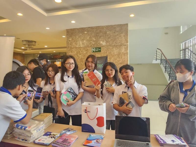 Ảnh hoạt động 2