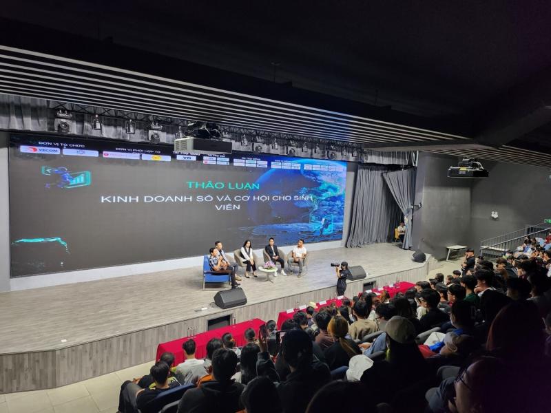 Ảnh hoạt động 2