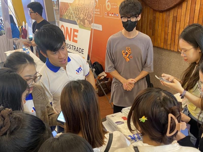 Ảnh hoạt động 2